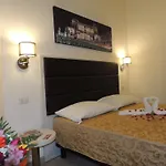 ゲストハウス Il Sole ローマ