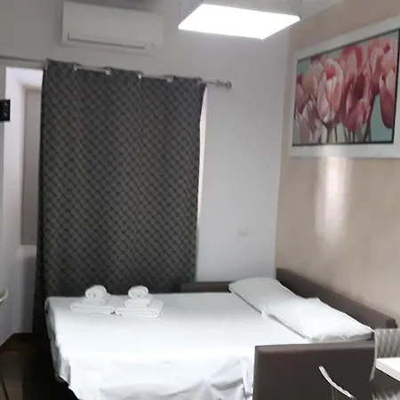 ゲストハウス Il Sole 3*